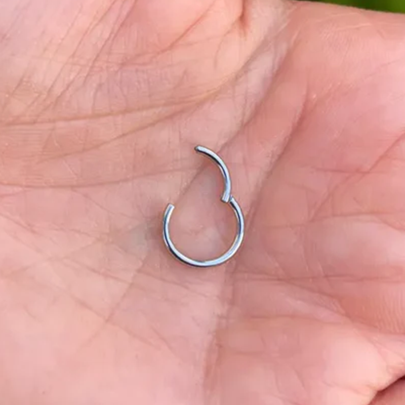 Blue Sapphires Cartlige Rook Septum Ring Clicker Conch Daith Hoop Jewelry 14k Solid Gold Seam Ring
