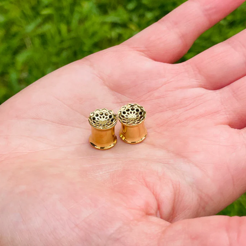 Flower Double Flared 14k Solid Gold Tunnel Ear Gauges Flesh Tunnles